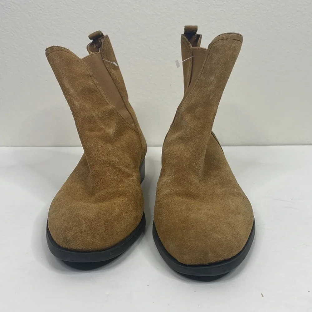 Antonio Melani Suede Ankle Boots Womens‎ size 10 Taupe AS IS